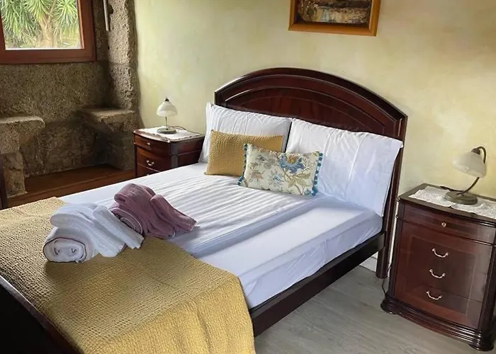 Lugar Encantador Com Estacionamento Incluido בית נופש Reboreda